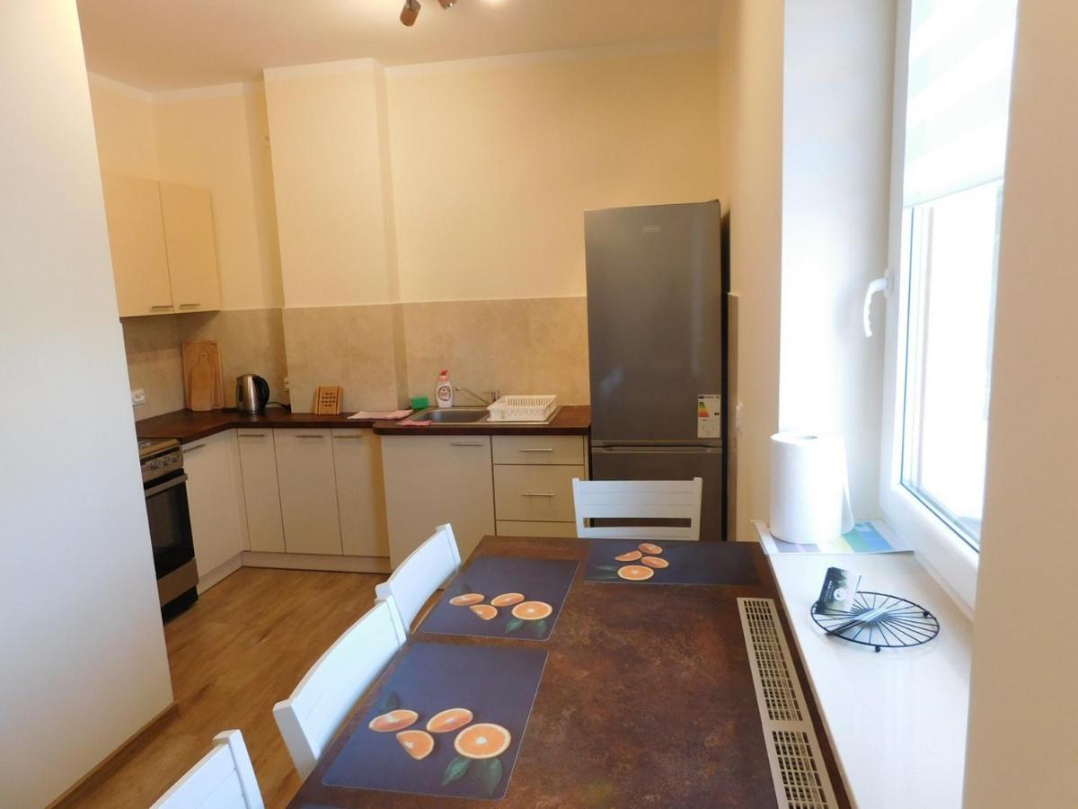 Kaja Apartment *
